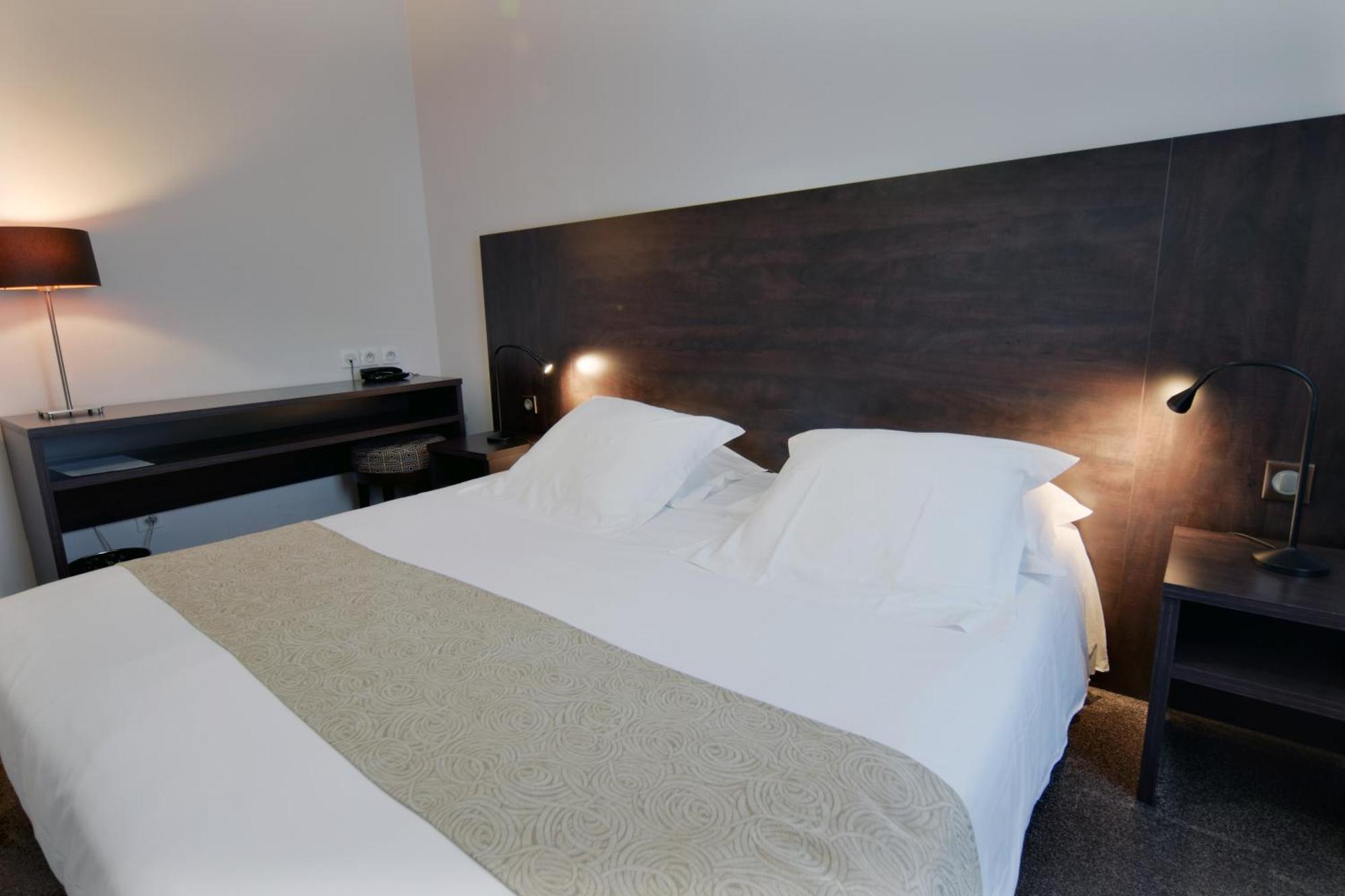 טור Hotel Ronsard מראה חיצוני תמונה